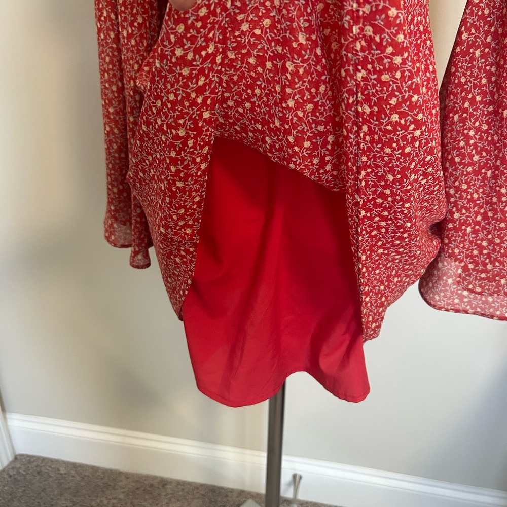 Vici Red Floral Tie-Front Long Sleeve Dress - Picture 7 of 13